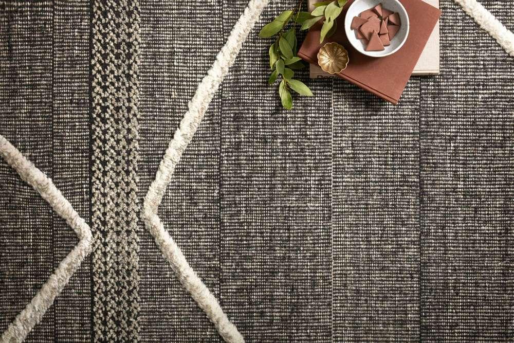 Loloi - Iman Beige / Charcoal 5-6in x 8-6in Area Rug - IMANIMA-02BECC5686 veiw 3