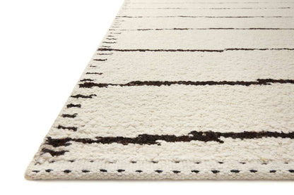 Loloi - Roman Ivory / Black 9-6in x 13-6in Area Rug - ROMAROM-05IVBL96D6 veiw 3
