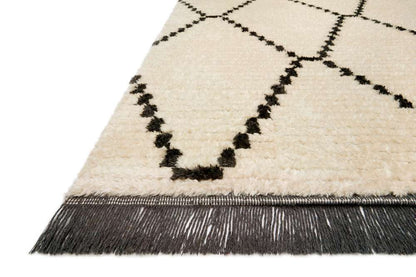 Chris Loves Julia x Loloi - Alice Cream / Charcoal 5-2in x 7-6in Area Rug - ALICALI-04CRCC5276 veiw 4