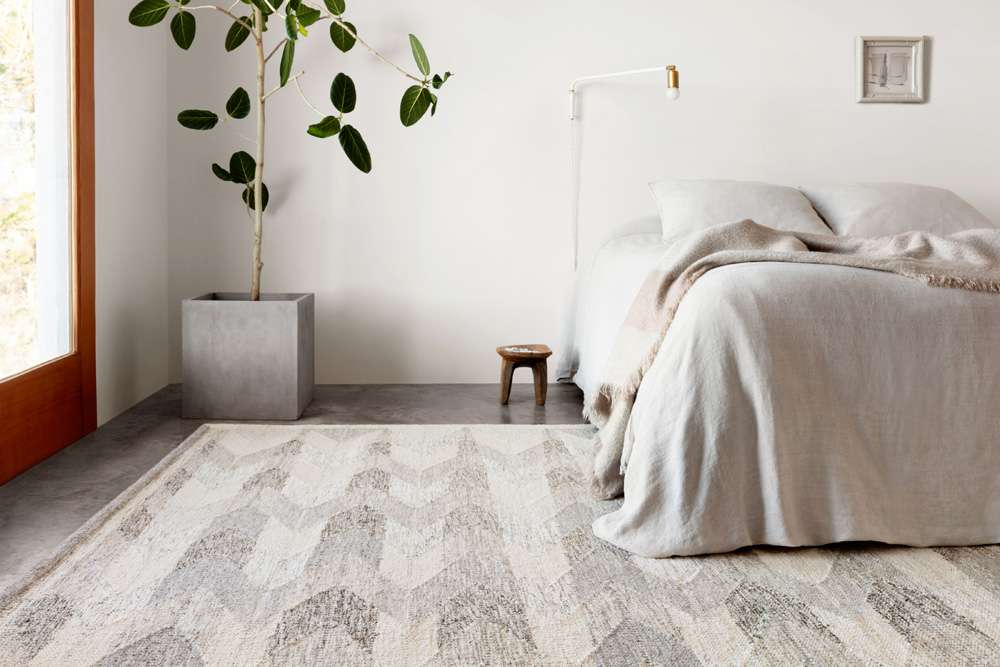 Loloi - Evelina Pewter / Silver 7-9in x 9-9in Area Rug - EVELEVE-02PWSI7999 veiw 4
