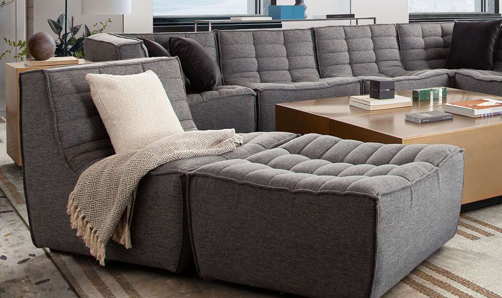 Diamond Sofa - Marshall Scooped Seat Ottoman in Grey Fabric - MARSHALLOTGR veiw 4