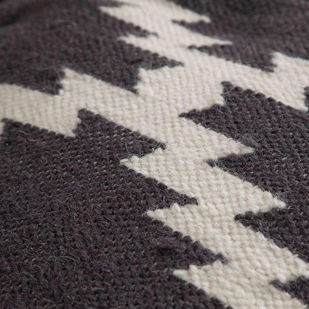 Diamond Sofa - Round Pouf in Wool veiw 6