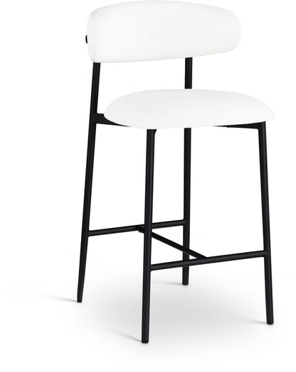 Meridian Furniture - Lupita White Vegan Leather Counter Stool (Set of 2) - 996White-C veiw 1
