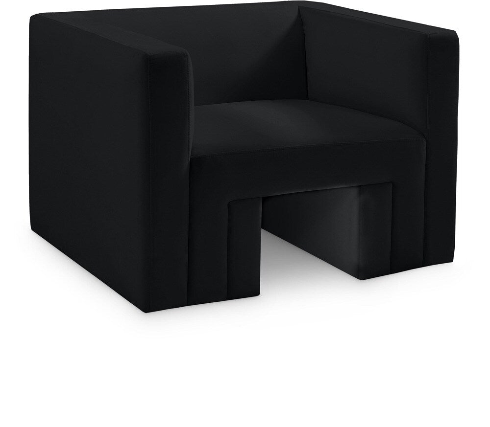 Meridian Furniture - Henson Black Velvet Chair - 665Black-C veiw 1