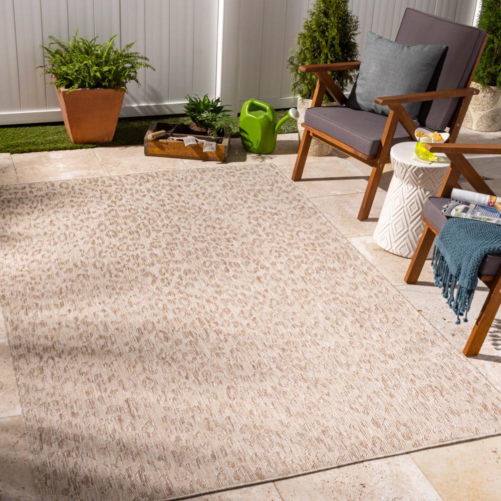 Livabliss - Tuareg 67inx9 Machine Woven Rug - TRG2364-679_CLOSEOUT veiw 2