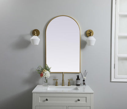 Elegant Furniture & Lighting - Ayra Metal Frame Arch Mirror 22x36 Inch in Brass - MR1A2236BRS veiw 2
