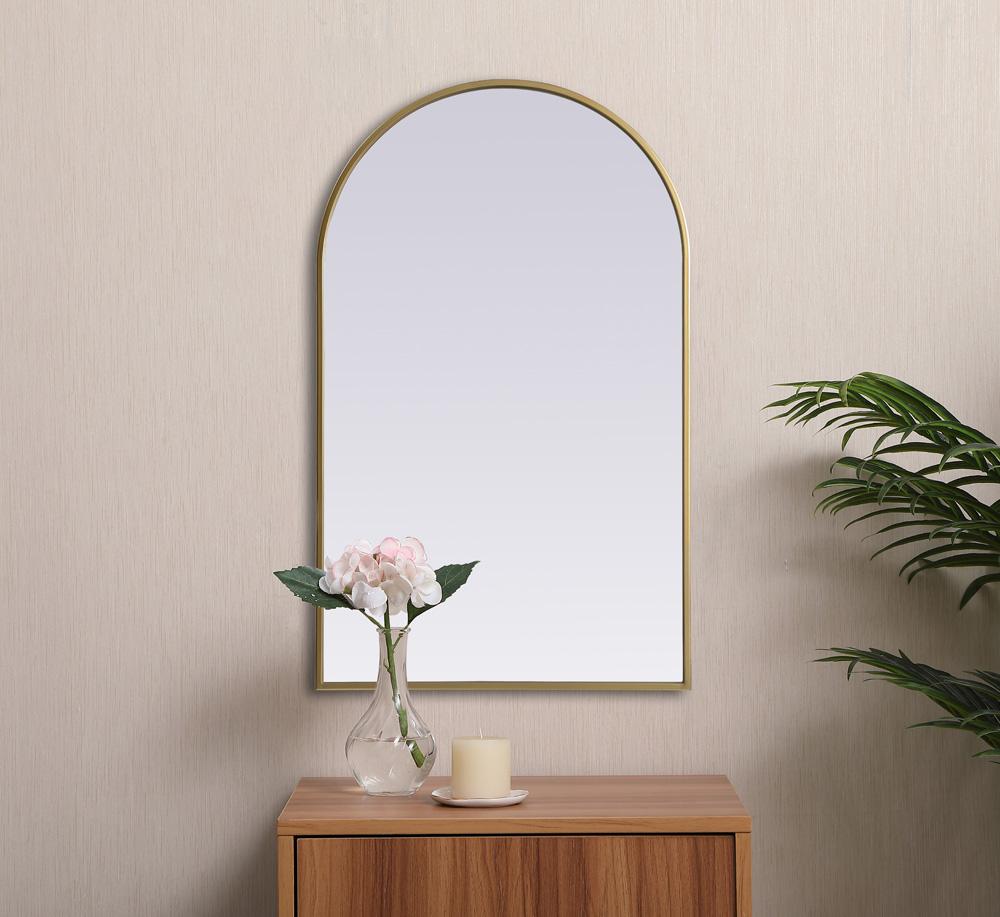Elegant Furniture & Lighting - Ayra Metal Frame Arch Mirror 22x36 Inch in Brass - MR1A2236BRS veiw 4