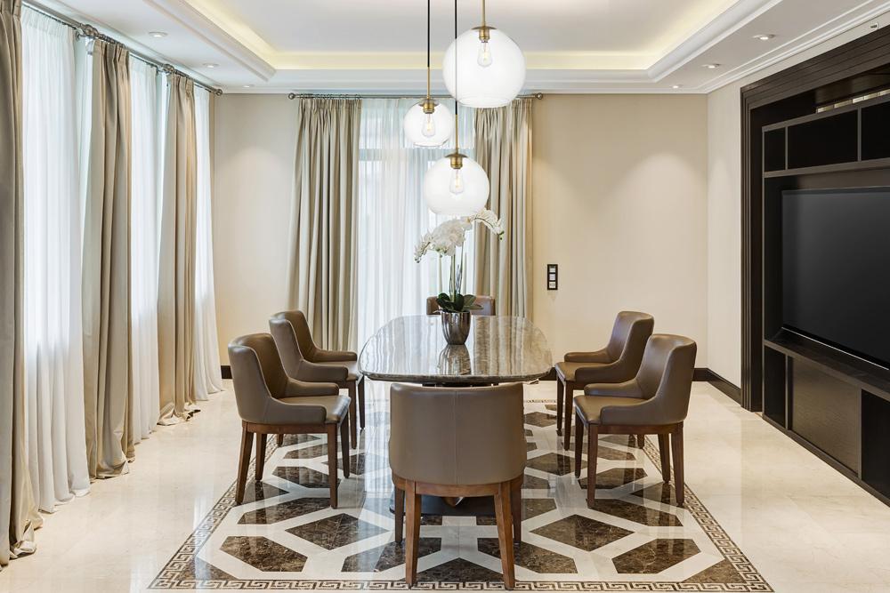Elegant Furniture & Lighting - Baxter 3 Lights Brass Pendant With Clear Glass - LD2218BR veiw 2