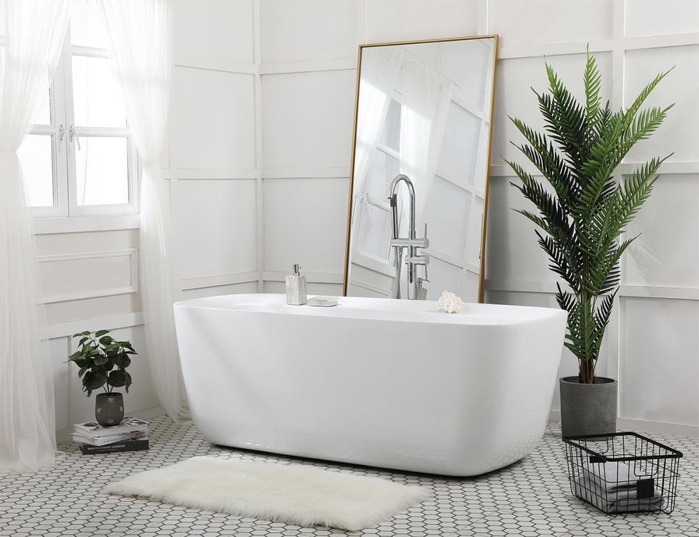 Elegant Furniture & Lighting - Calum 67 inch soaking bathtub in glossy white - BT10567GW veiw 2