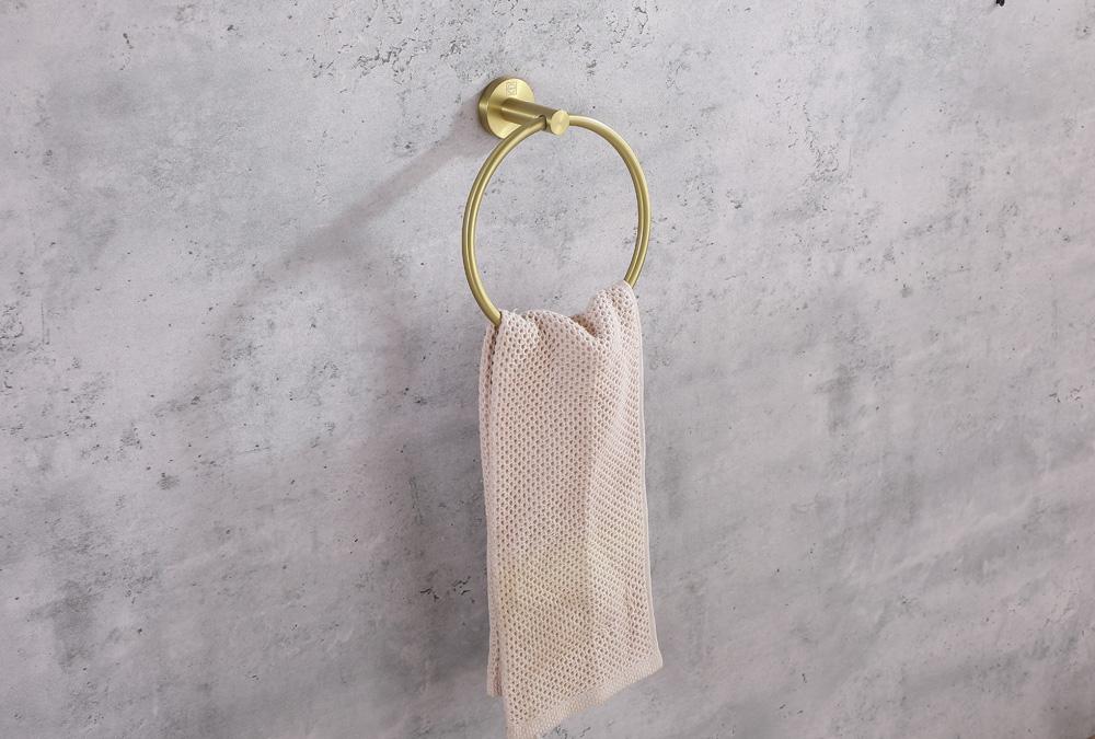 Elegant Furniture & Lighting - Freya 4-Piece Bathroom Hardware Set in Brushed Gold - HWB-11S4BGD veiw 6