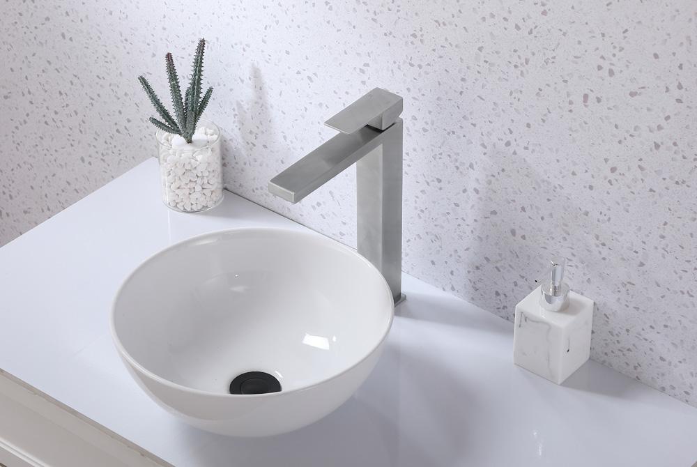 Elegant Furniture & Lighting - Jakob Single Hole Single Handle Bathroom Faucet in Brushed Nickel - FAV-1002BNK veiw 3