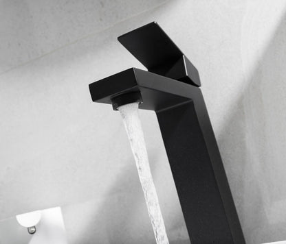 Elegant Furniture & Lighting - Jakob Single Hole Single Handle Bathroom Faucet in Matte Black - FAV-1002MBK veiw 6