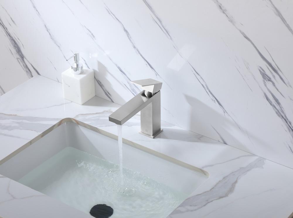 Elegant Furniture & Lighting - Jakob Single Hole Single Handle Bathroom Faucet in Brushed Nickel - FAV-1001BNK veiw 4