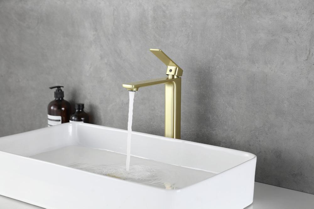 Elegant Furniture & Lighting - Lena Single Hole Single Handle Bathroom Faucet in Brushed Gold - FAV-1005BGD veiw 3