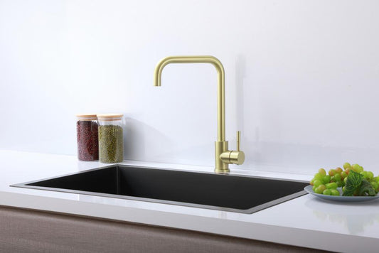 Elegant Furniture & Lighting - Levi Single Handle Pull Down Sprayer Kitchen Faucet in Brushed Gold - FAK-308BGD veiw 2