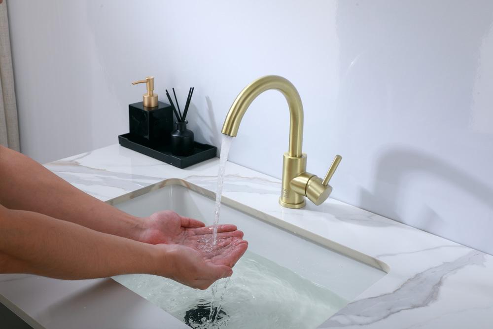 Elegant Furniture & Lighting - Louis Single Hole Single Handle Bathroom Faucet in Brushed Gold - FAV-1003BGD veiw 6