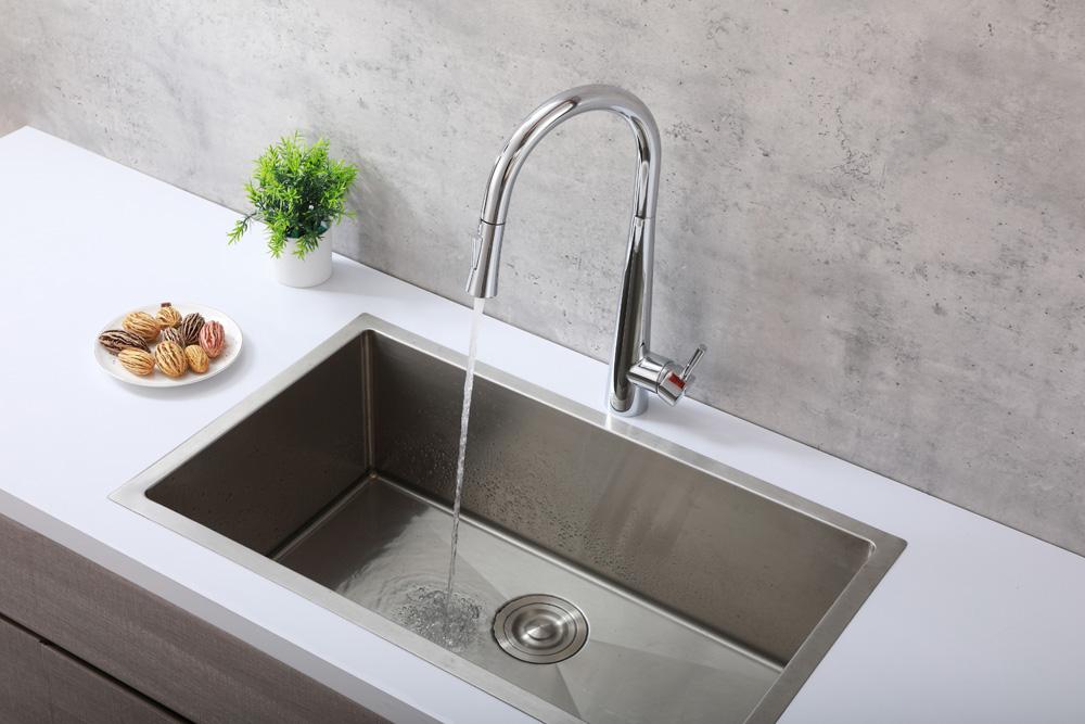 Elegant Furniture & Lighting - Lucas Single Handle Pull Down Sprayer Kitchen Faucet in Chrome - FAK-301PCH veiw 4