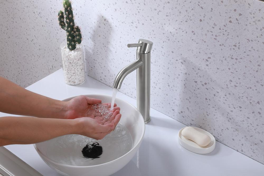 Elegant Furniture & Lighting - Victor Single Hole Single Handle Bathroom Faucet in Brushed Nickel - FAV-1007BNK veiw 6