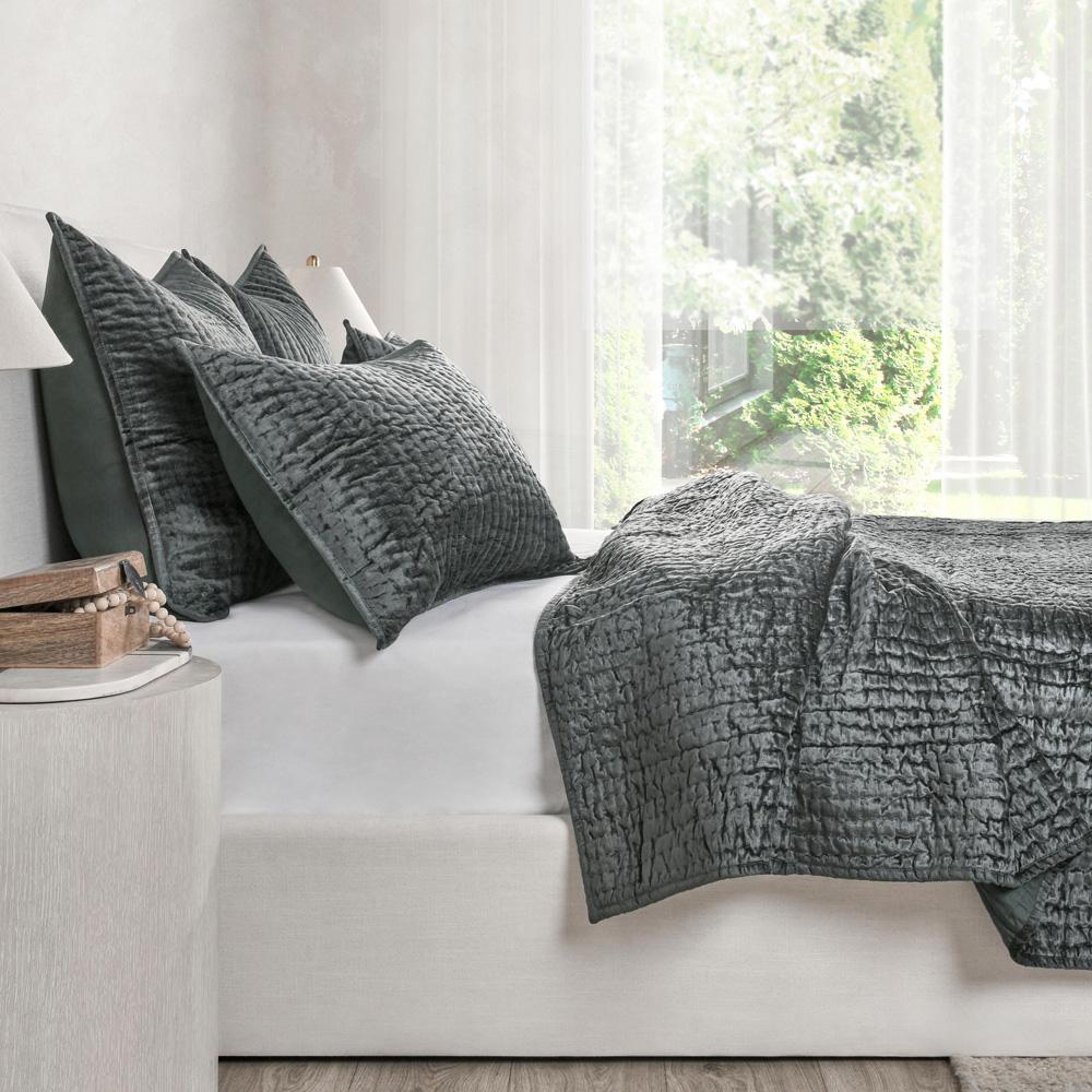 Villa by Classic Home - Dimitry 100% Rayon Velvet Bay Green King Quilt  - 108W - Bay Green - V200122 veiw 4