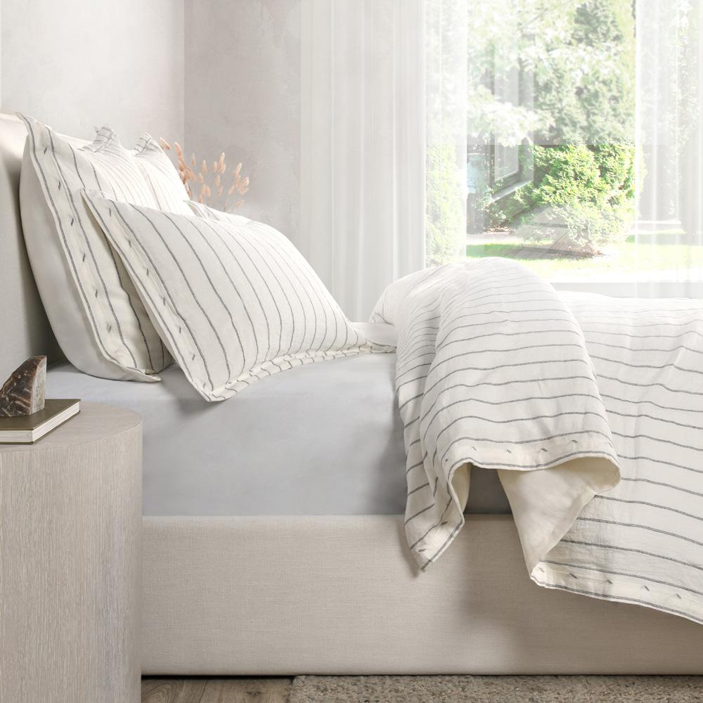 Villa by Classic Home - Kingston 100% Linen Queen Duvet , Ivory - 92W - Ivory - V011784 veiw 4