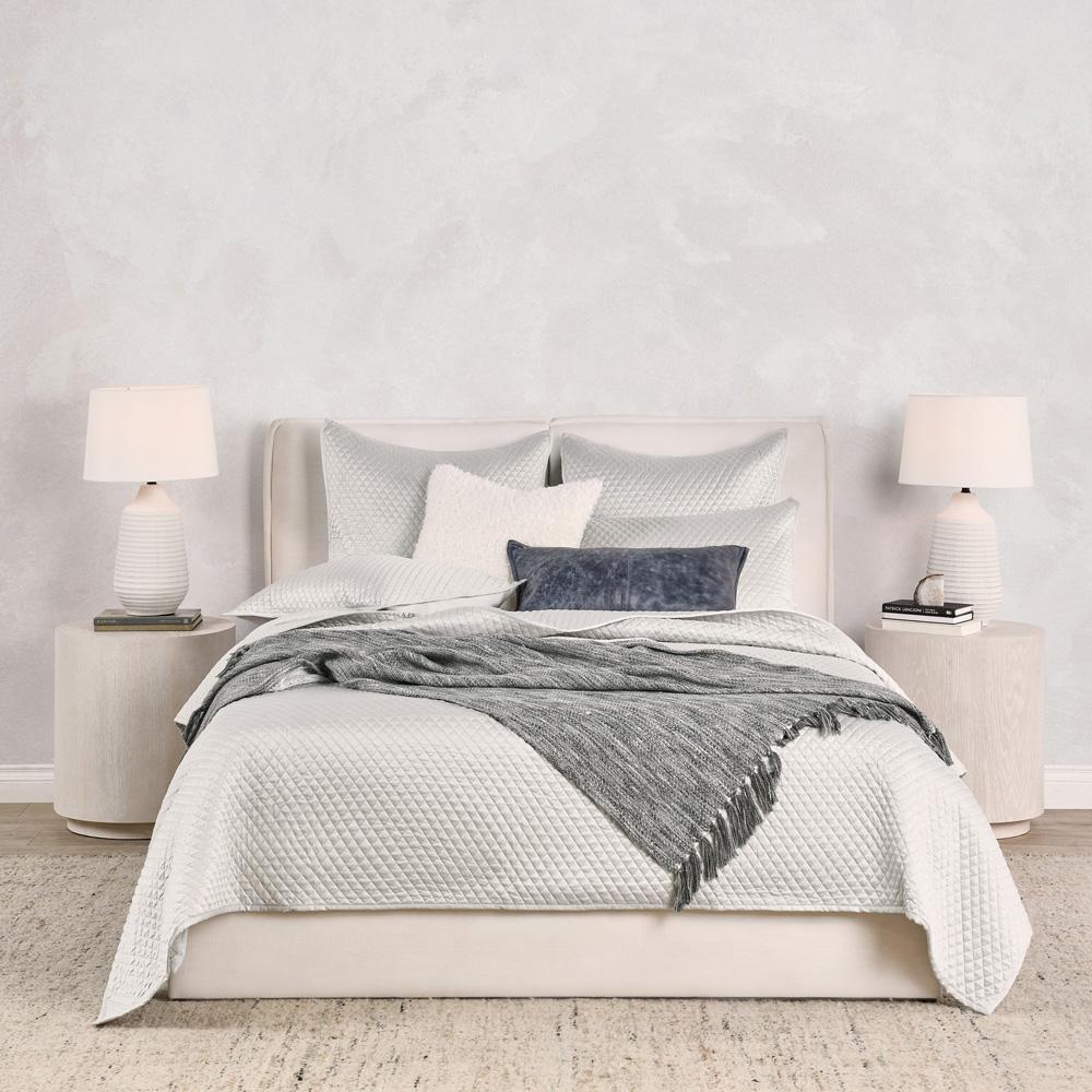 Villa by Classic Home -  Winthrop 100% Sateen Silver Queen Quilt  - 98W - Silver Gray  - V240099 veiw 6