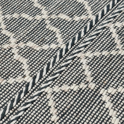 Villa by Classic Home - Sonora 2.6X8 Indoor Outdoor Sustainable Handwoven Green Accent Rug - 2.6W - Green, Ivory - 30132333 veiw 2