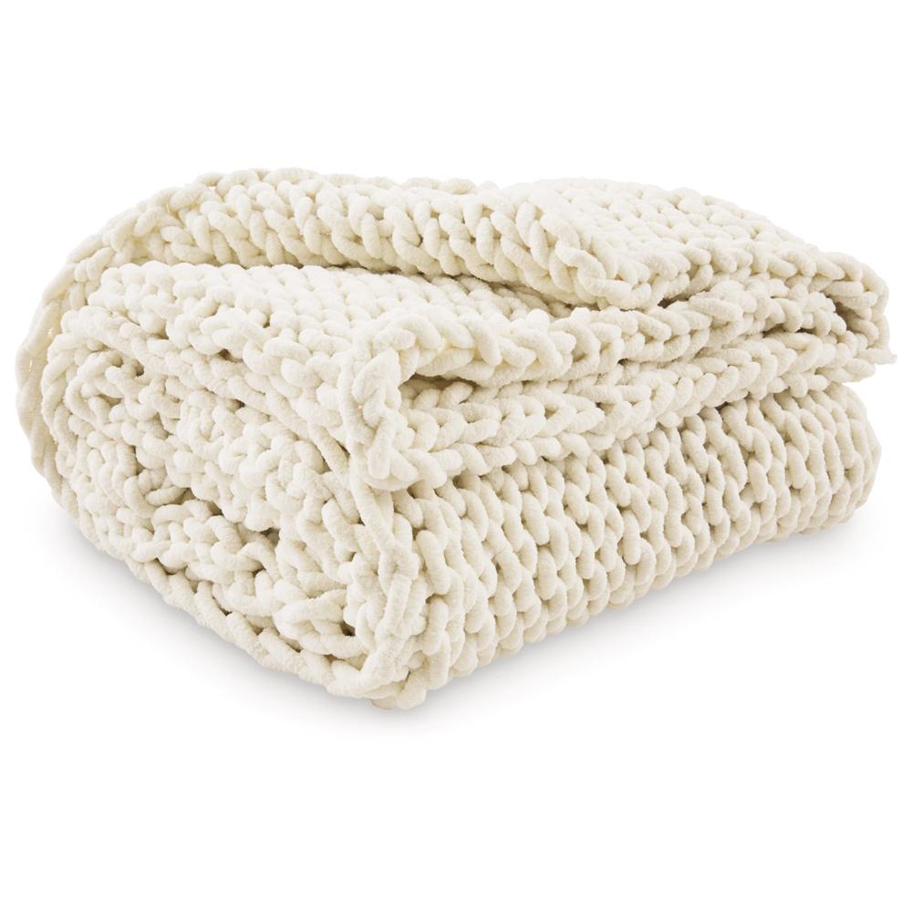 Signature Design by Ashley - Chaddon Throw (Set of 3) in Ivory - A1001060 veiw 1