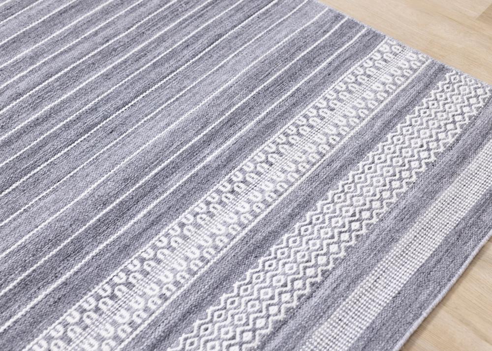 Kalora Interiors - Aspen Striped Pattern Woven Rug, 53in x 77in - 7216 160230 veiw 4