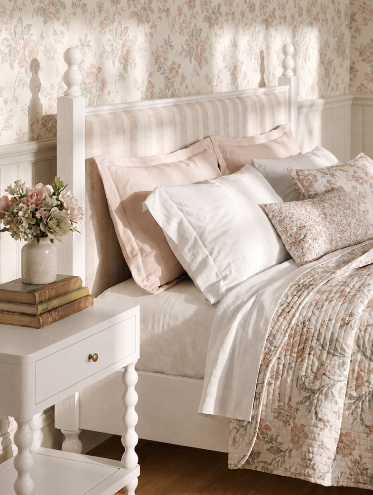A.R.T. Furniture  - Haven QN Uph Finial Bed  - 339135-2367 view 7