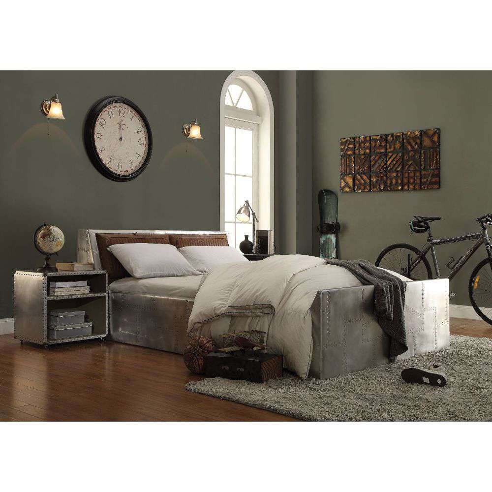 ACME Furniture - Brancaster Queen Bed w/Storage - 26220Q veiw 3