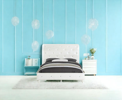 ACME Furniture - Dorothy Full Bed (Padded Sleigh) - Pearl White Synthetic Leather & Ivory - BD02264F veiw 6