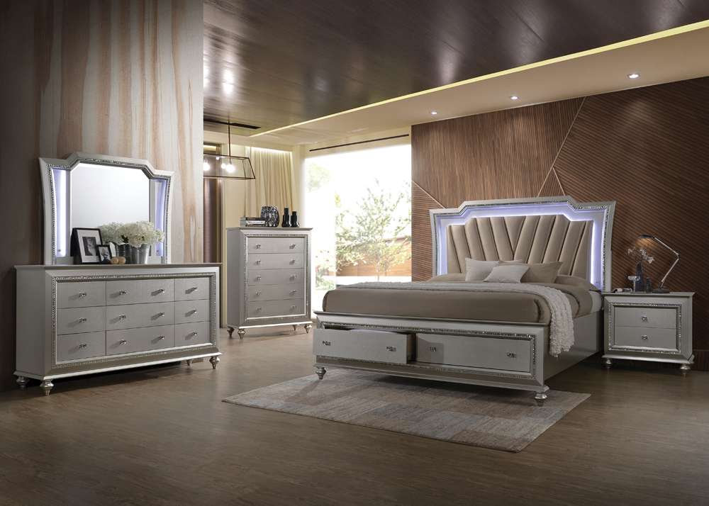 ACME Furniture - Kaitlyn Queen Bed - 27230Q view 3