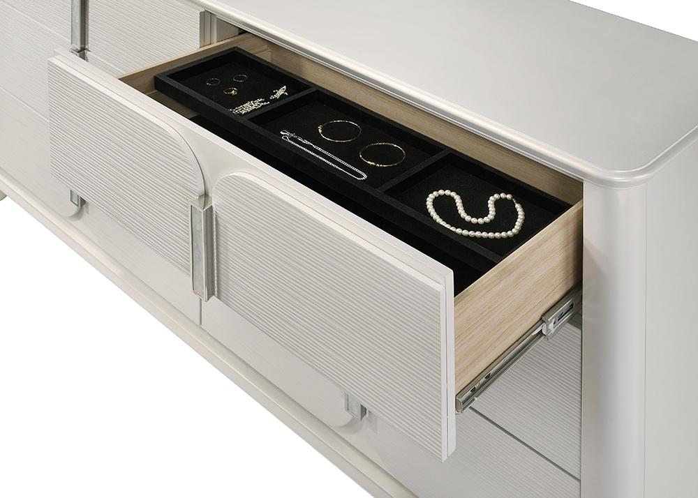 ACME Furniture - Laveda Dresser - Pearl White Finish - BD03795 veiw 5