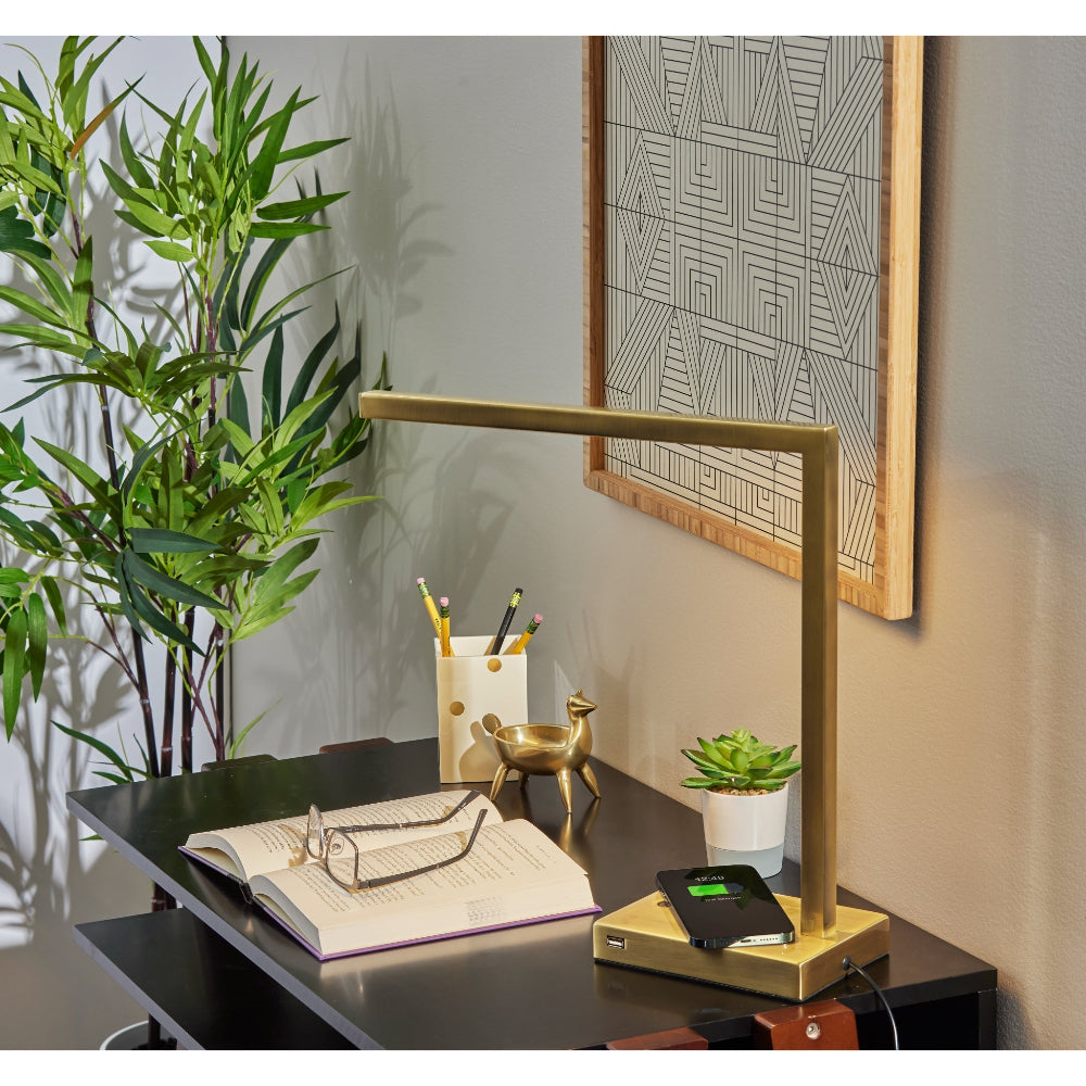 Adesso Home - Aidan AdessoCharge LED Wireless Charging Desk Lamp - 4220-21 view 6