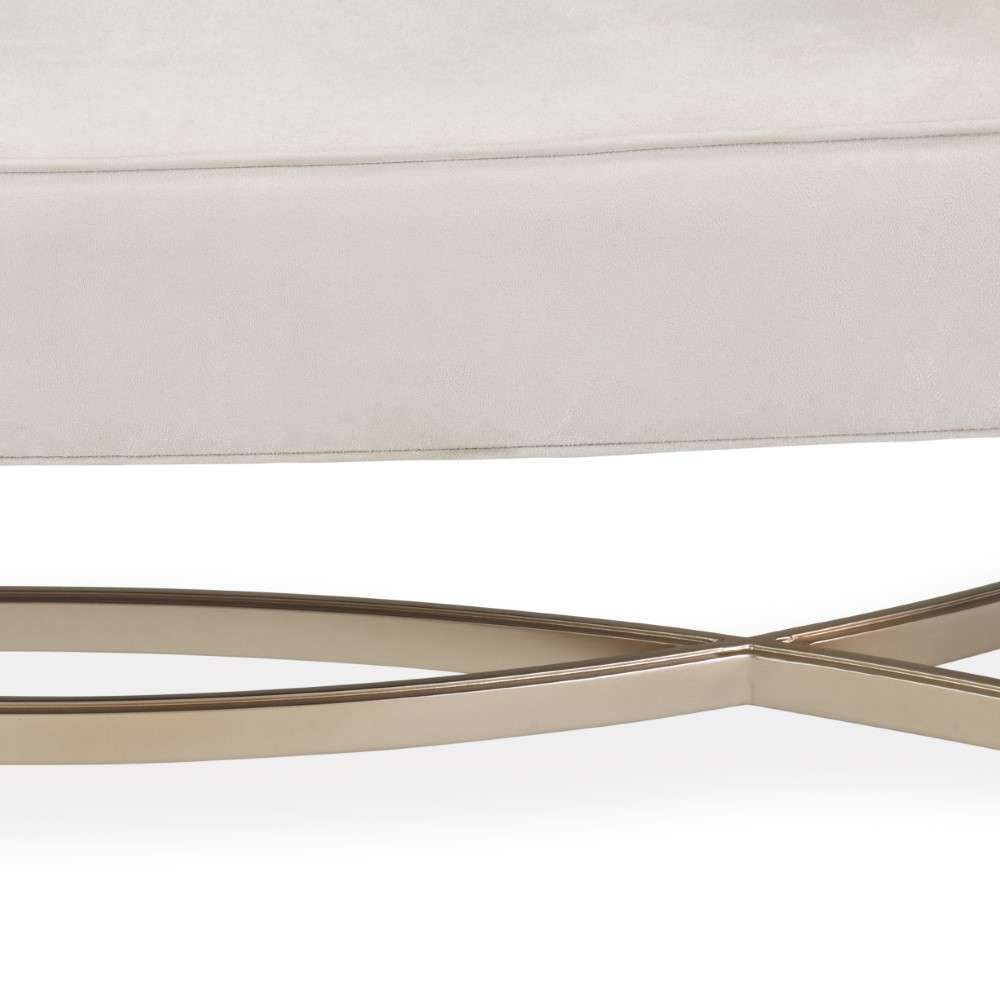 AICO by Michael Amini - Malibu Crest Bed Bench - Chardonnay - N9007904-822 veiw 3