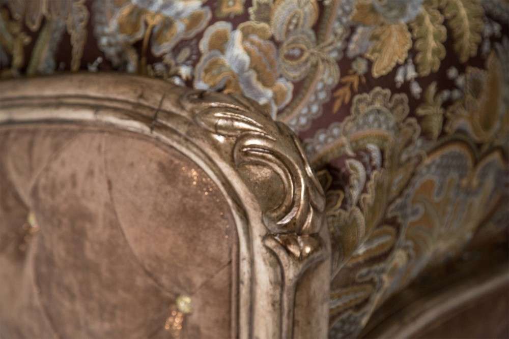 AICO by Michael Amini - Platine de Royale - Cal. King Panel Bed with Brown Fabric - Antique Platinum - 09000LCKPL3BF-101_CLOSEOUT veiw 3