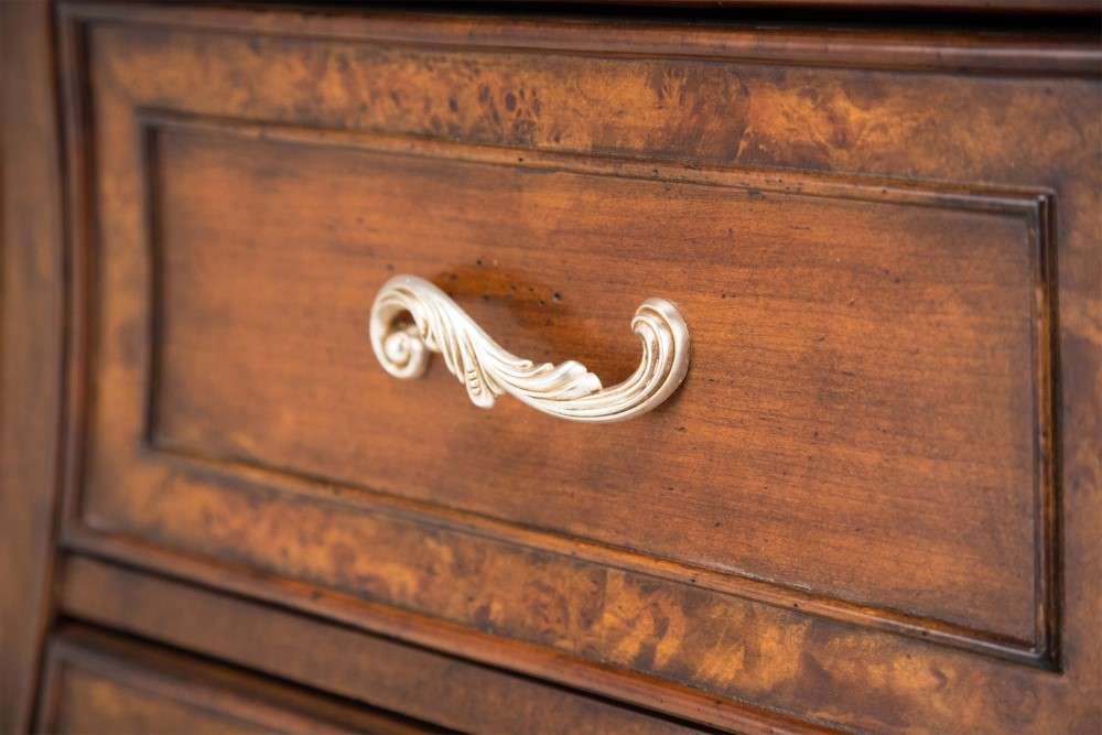 AICO by Michael Amini - Platine de Royale - Dresser & Mirror - Light Espresso - 09050-60-229 veiw 4