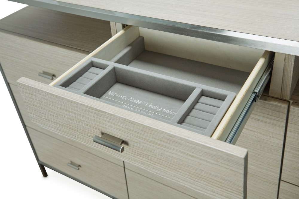 AICO by Michael Amini - Silverlake Village - Dresser & Mirror - Washed Oak - KI-SLVG050-60-129 veiw 5