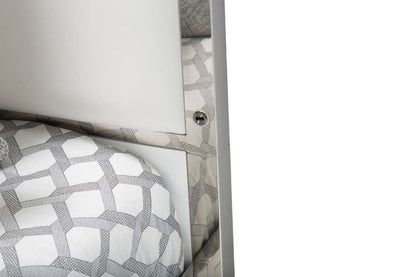 AICO by Michael Amini - State St. - Eastern King Metal Bed - Glossy White - N9016000EK4-116 veiw 3