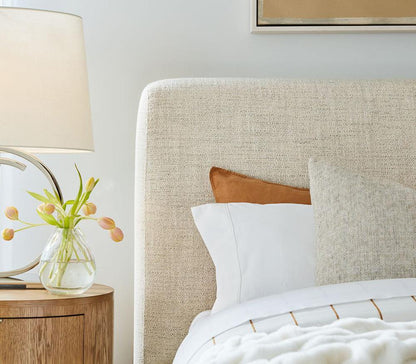 Alder & Tweed - Crosby Polyester Upholstered with Solid Oak Taupe Queen Bed - AT40260Q-RWS/BDS veiw 3