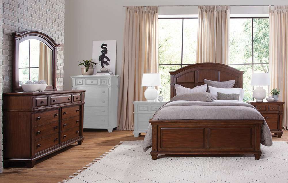 American Woodcrafters - Sedona Queen 4 Piece Bedroom Set - Cinnamon Cherry - 2400-504PC veiw 1