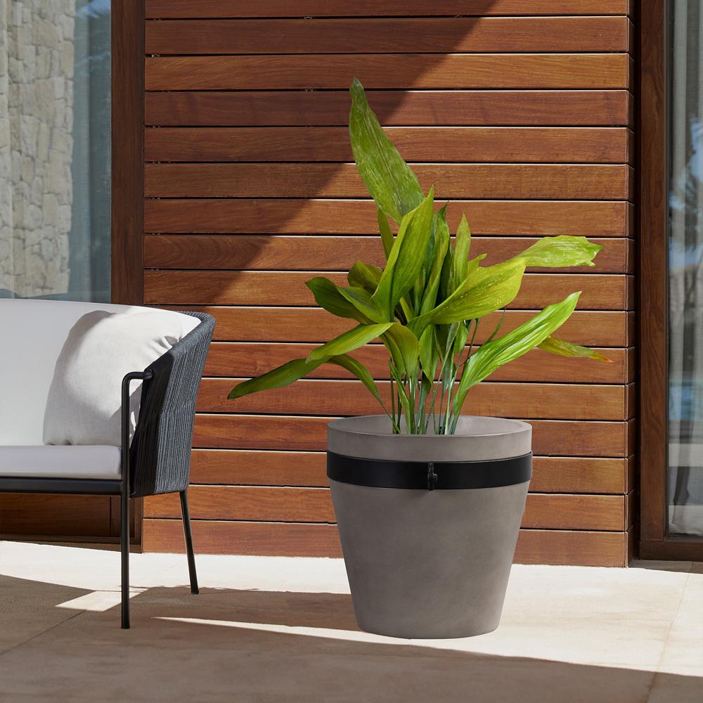 Armen Living - Obsidian Medium Indoor or Outdoor Planter in Grey Concrete with Black Accent - LCOBPLGRBL veiw 6