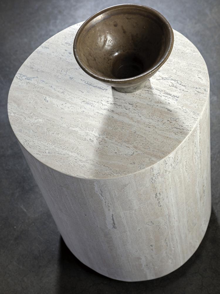 Artistica Home - Signature Designs Cassio Round Drum Spot Table, Creamy White - 2317-950 veiw 3