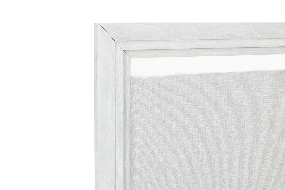 Avalon Furniture - B00967 White Queen Storage Bed - B00967 5/0 STG-BENCH