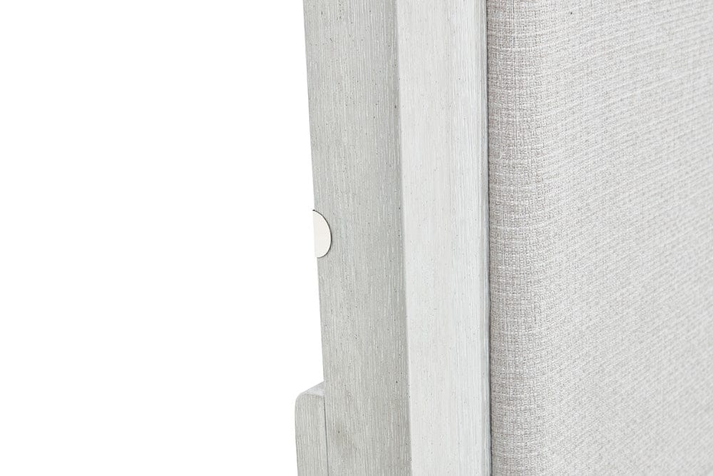 Avalon Furniture - B00967 White Queen Storage Bed - B00967 5/0 STG-BENCH