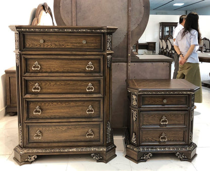 Avalon Furniture - B01920  Medium Oak Chest - B01920 C-C view 3