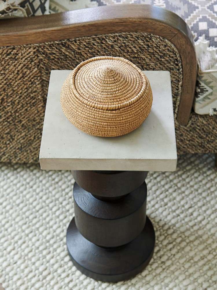 Barclay Butera - Calamigos Accent Table - 928-951 veiw 3