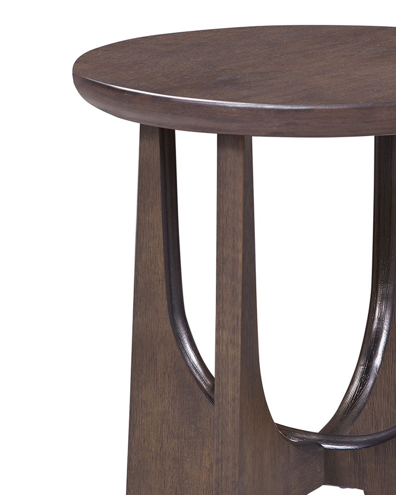 Bassett Mirror - Dunnigan Brown Oak End Table - 7099-LR-220 view 4