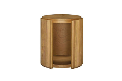 Bassett Mirror - Sterling Wheated Oak End Table - 6054-LR-220 view 2