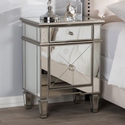 Baxton Studio - Claudia End Table in "Silver" Mirrored - RS2403 view 6